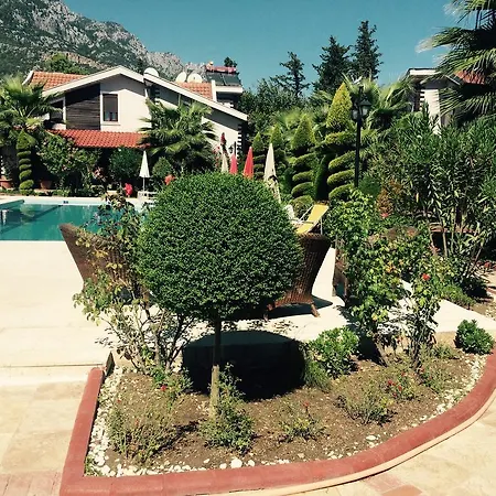 Villa Var Village *
